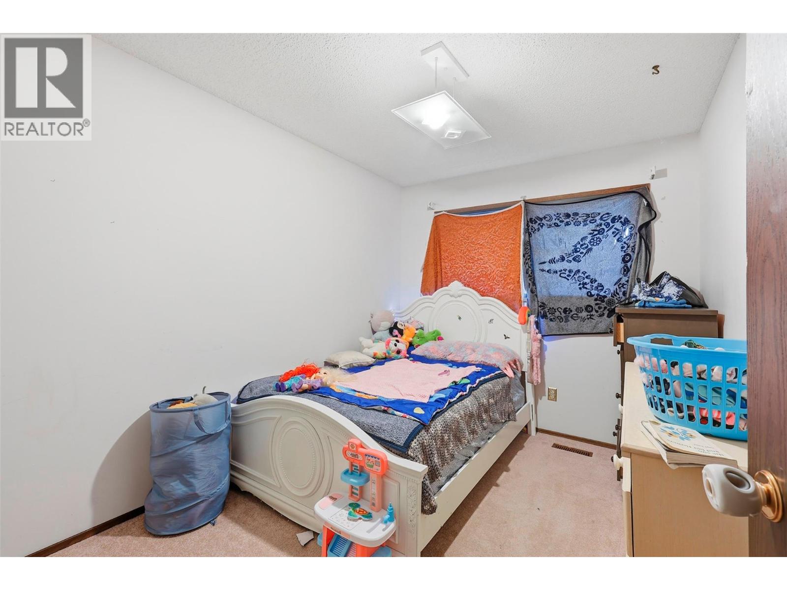 2434 Qu'appelle Boulevard, Kamloops, British Columbia  V2E 1T4 - Photo 44 - 10373075