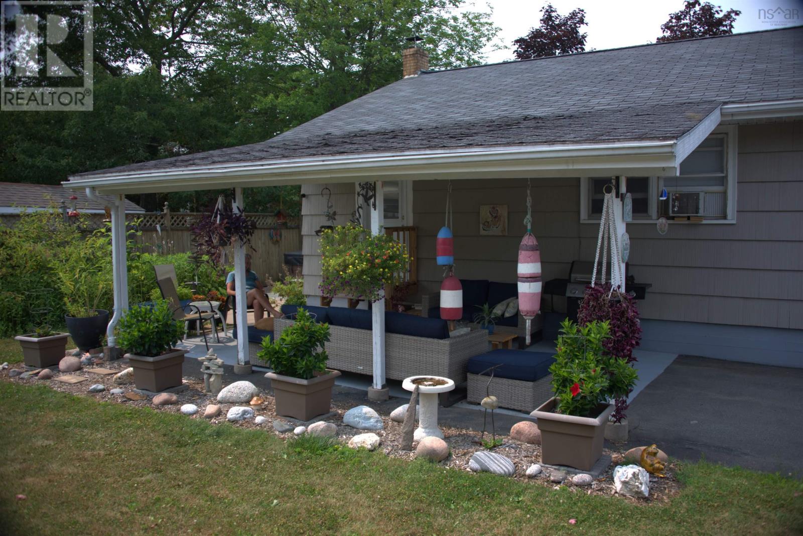 83 Victoria Road, Bridgewater, Nova Scotia  B4V 2N4 - Photo 9 - 202601164