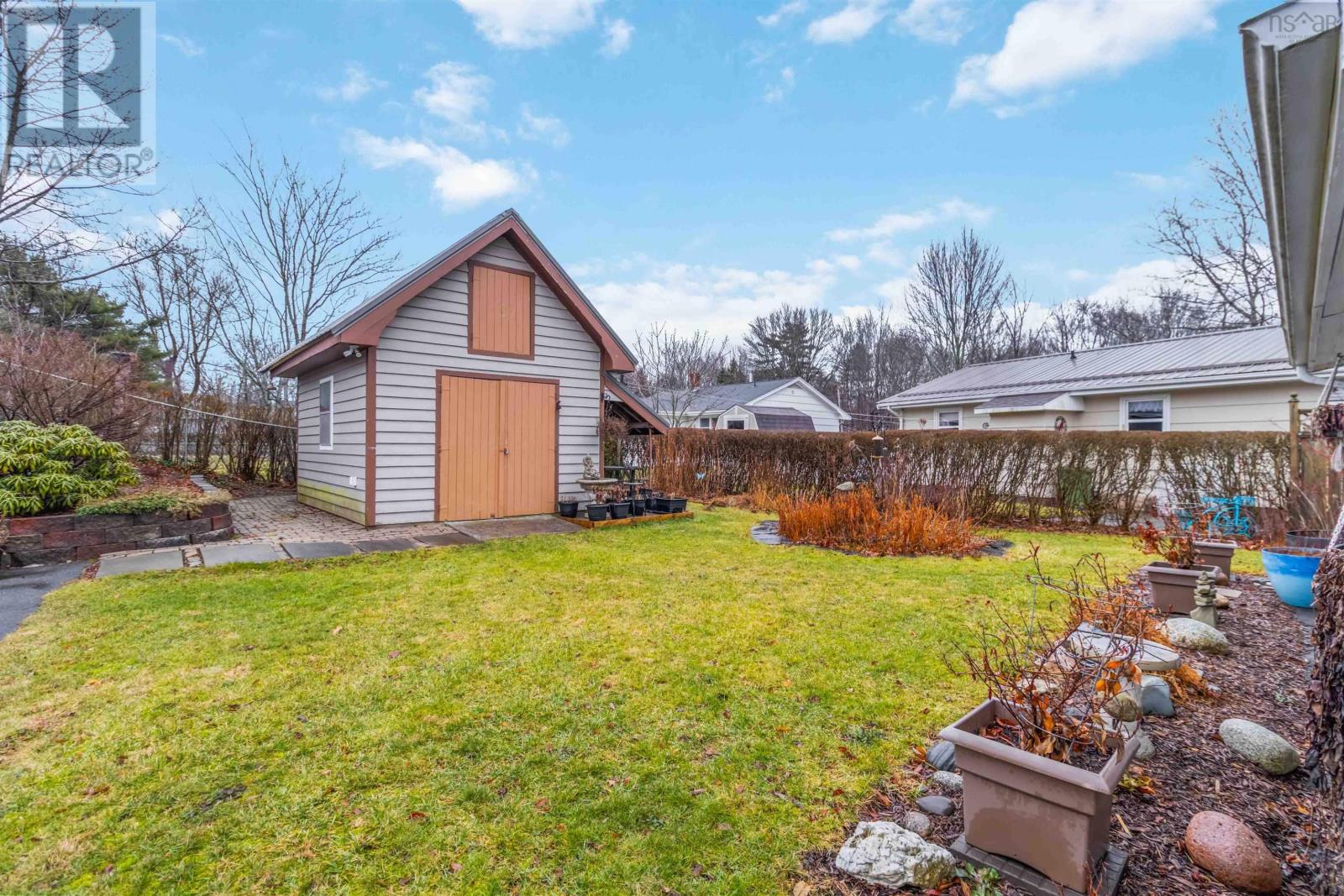 83 Victoria Road, Bridgewater, Nova Scotia  B4V 2N4 - Photo 50 - 202601164