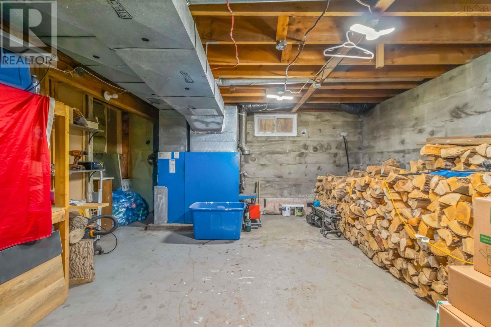 83 Victoria Road, Bridgewater, Nova Scotia  B4V 2N4 - Photo 46 - 202601164