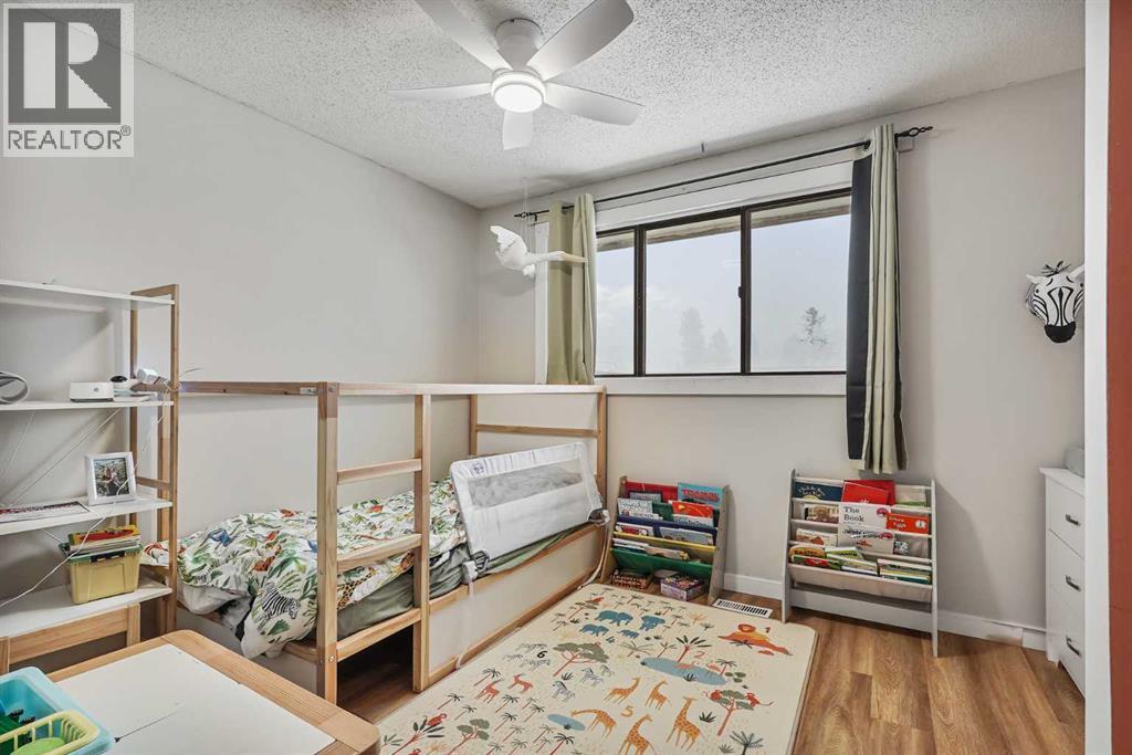 1538 St Edward Boulevard N, Lethbridge, Alberta  T1H 4Z7 - Photo 11 - A2275564