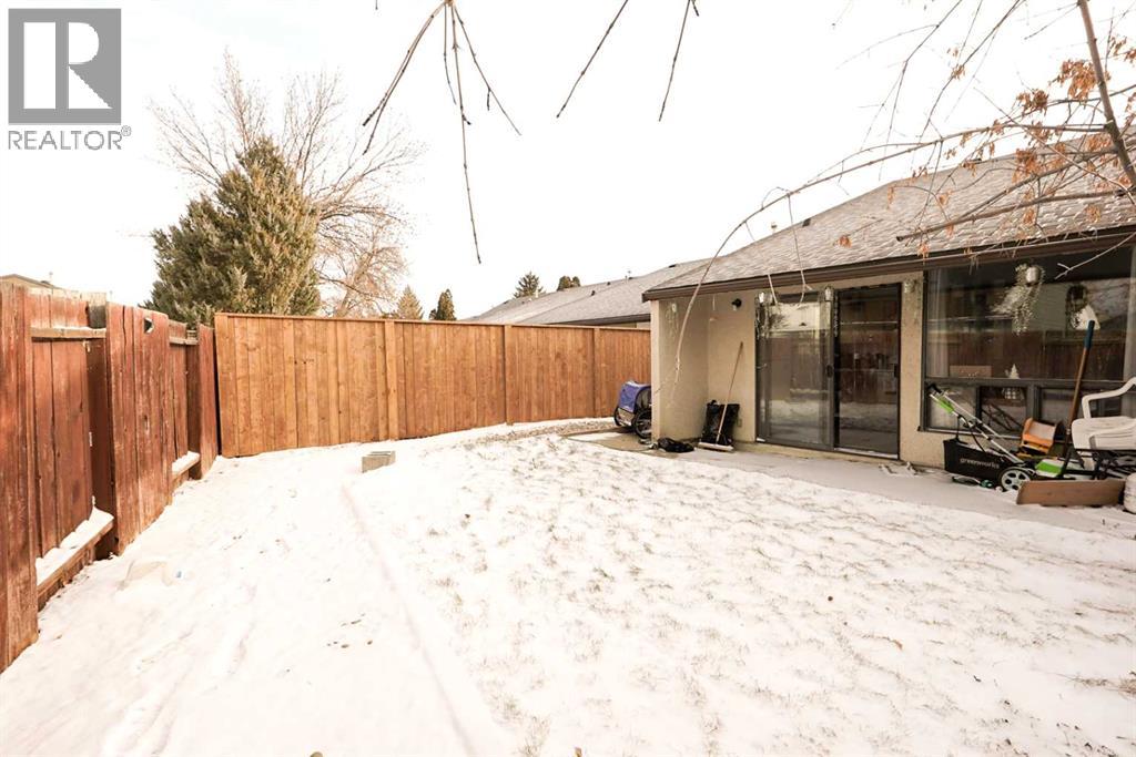 1538 St Edward Boulevard N, Lethbridge, Alberta  T1H 4Z7 - Photo 31 - A2275564