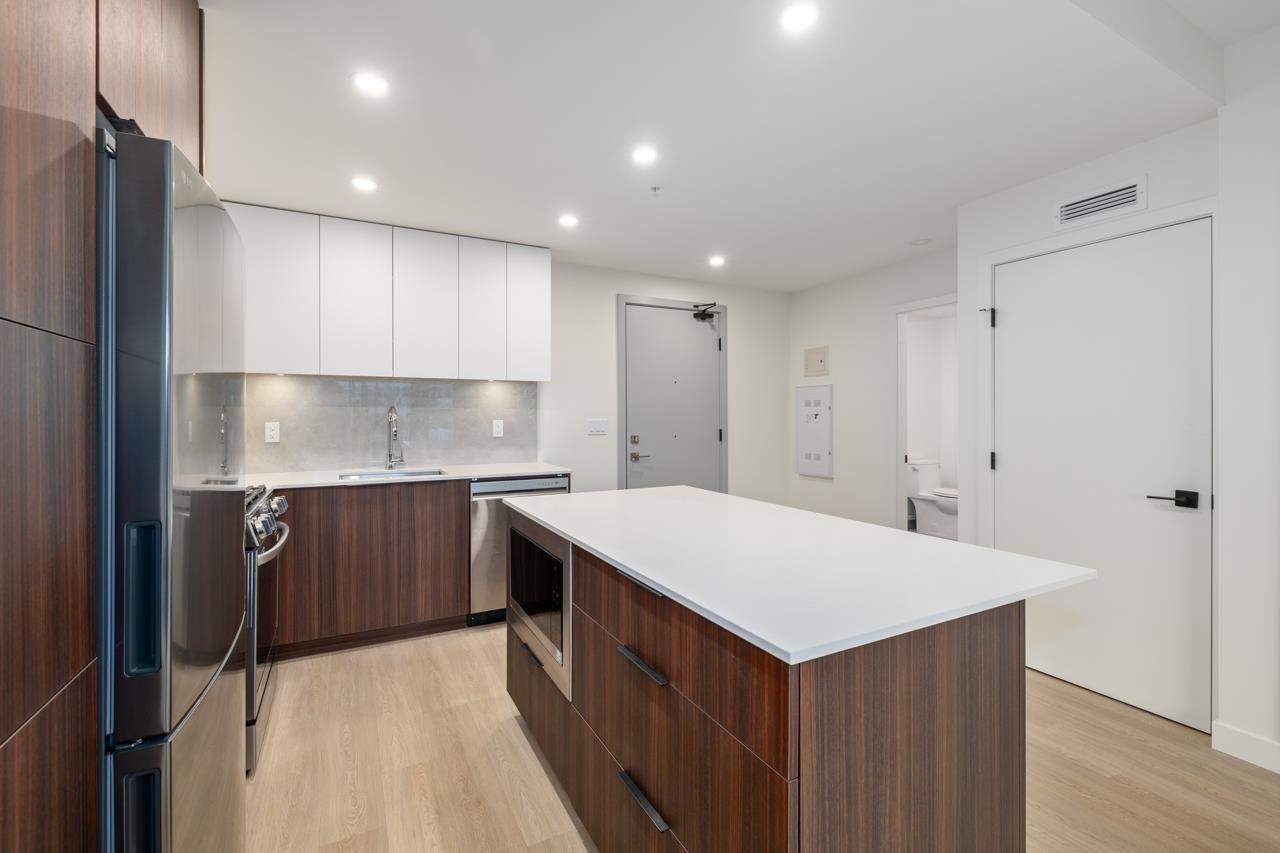 A416 7980 206a Street, Langley, British Columbia  V2Y 3Z8 - Photo 3 - R3081587