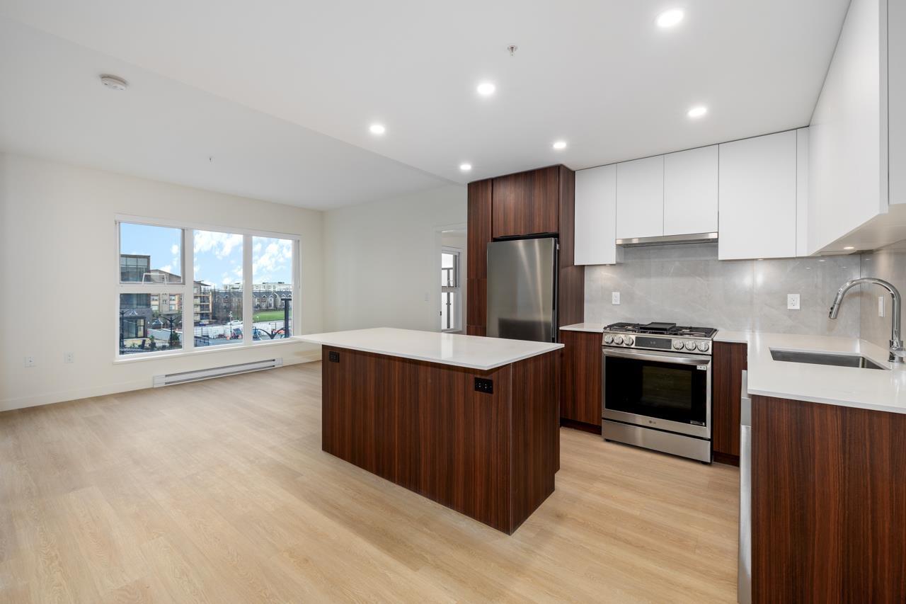 A416 7980 206a Street, Langley, British Columbia  V2Y 3Z8 - Photo 4 - R3081587