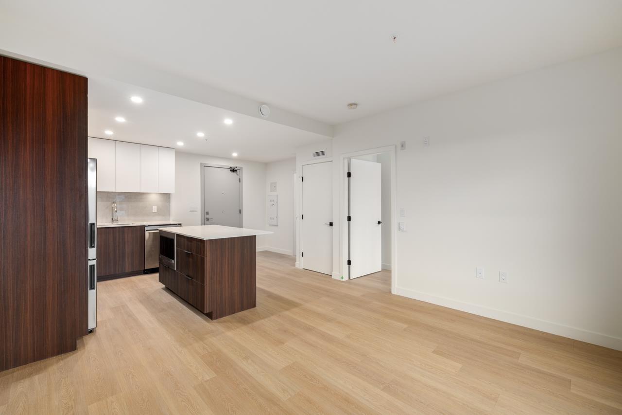 A416 7980 206a Street, Langley, British Columbia  V2Y 3Z8 - Photo 5 - R3081587