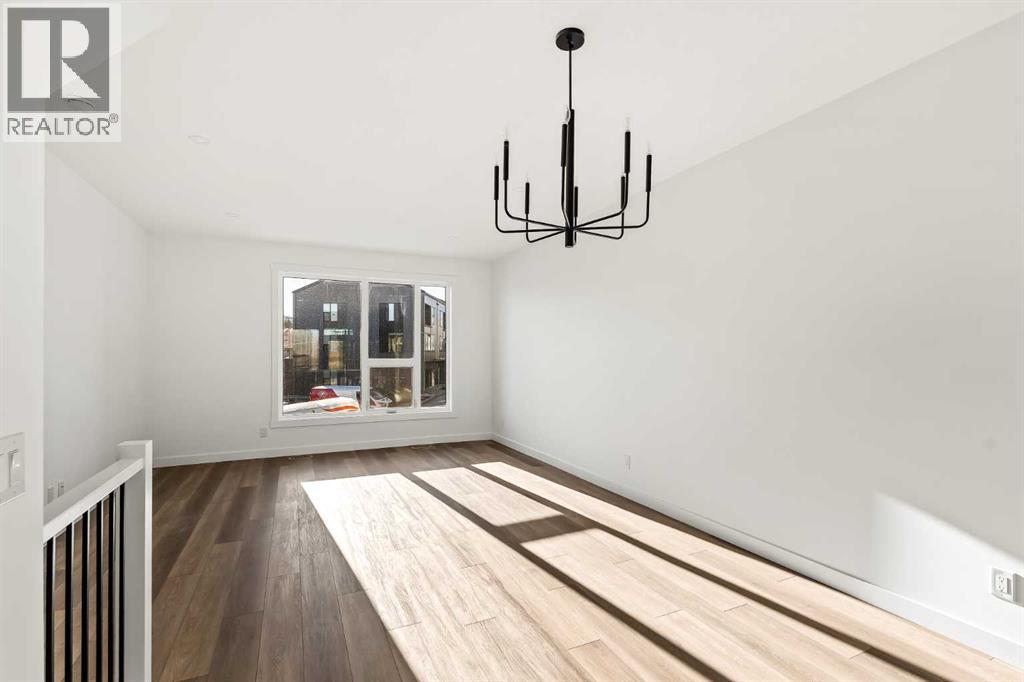 2533 Sovereign Crescent Sw, Calgary, Alberta  T3C 3Y3 - Photo 10 - A2279495