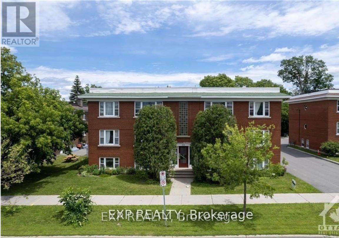 873 KIRKWOOD AVENUE, Ottawa, Ontario