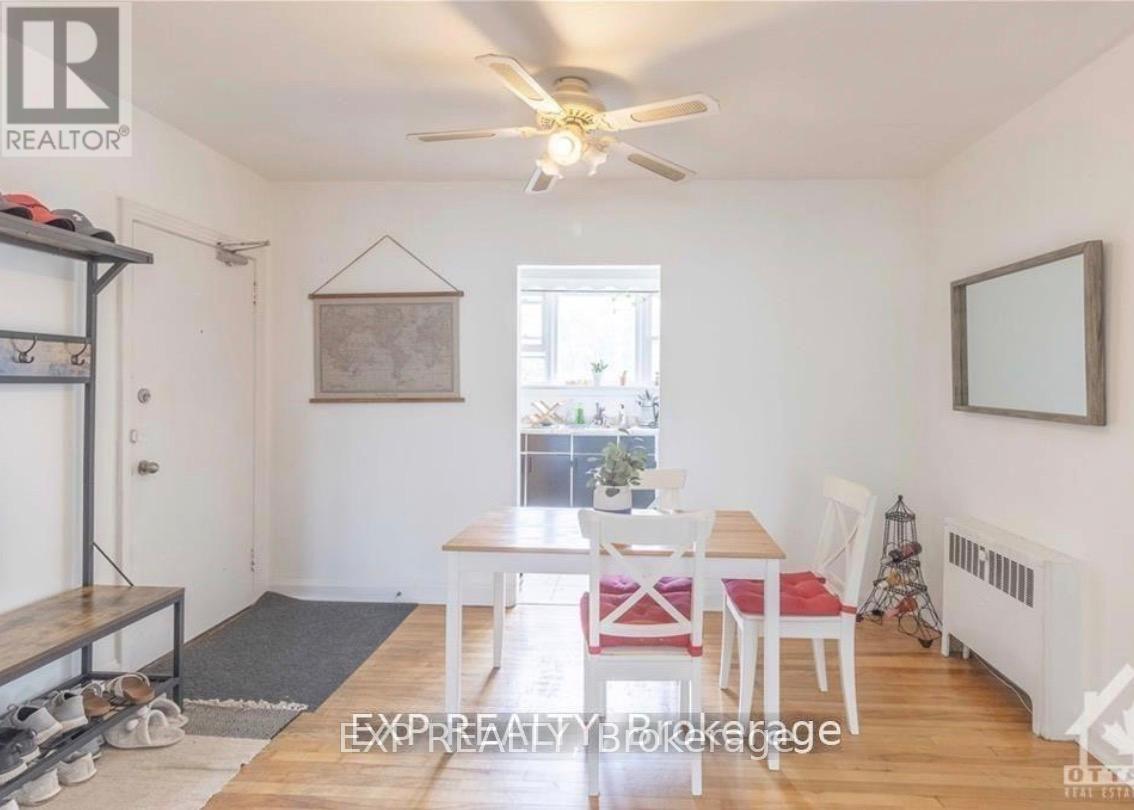 873 Kirkwood Avenue, Ottawa, Ontario  K1Z 5Y3 - Photo 4 - X12715520