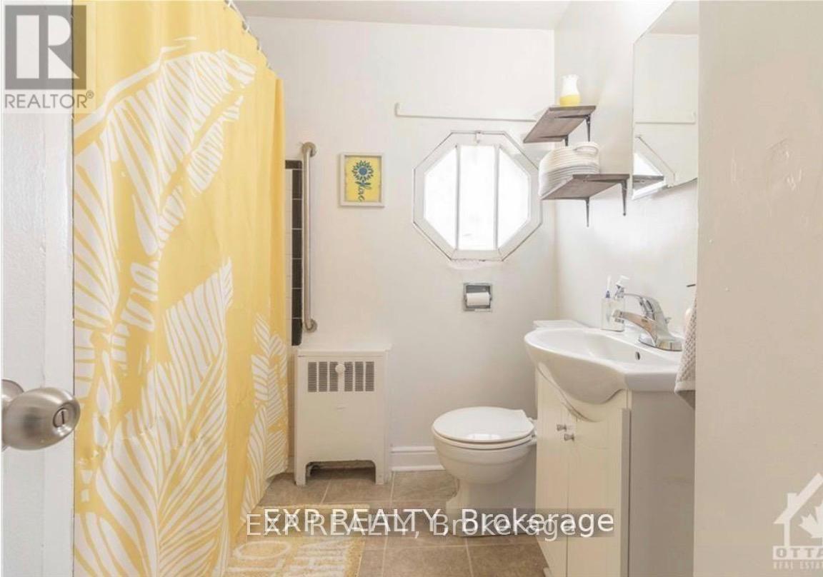 873 Kirkwood Avenue, Ottawa, Ontario  K1Z 5Y3 - Photo 7 - X12715520