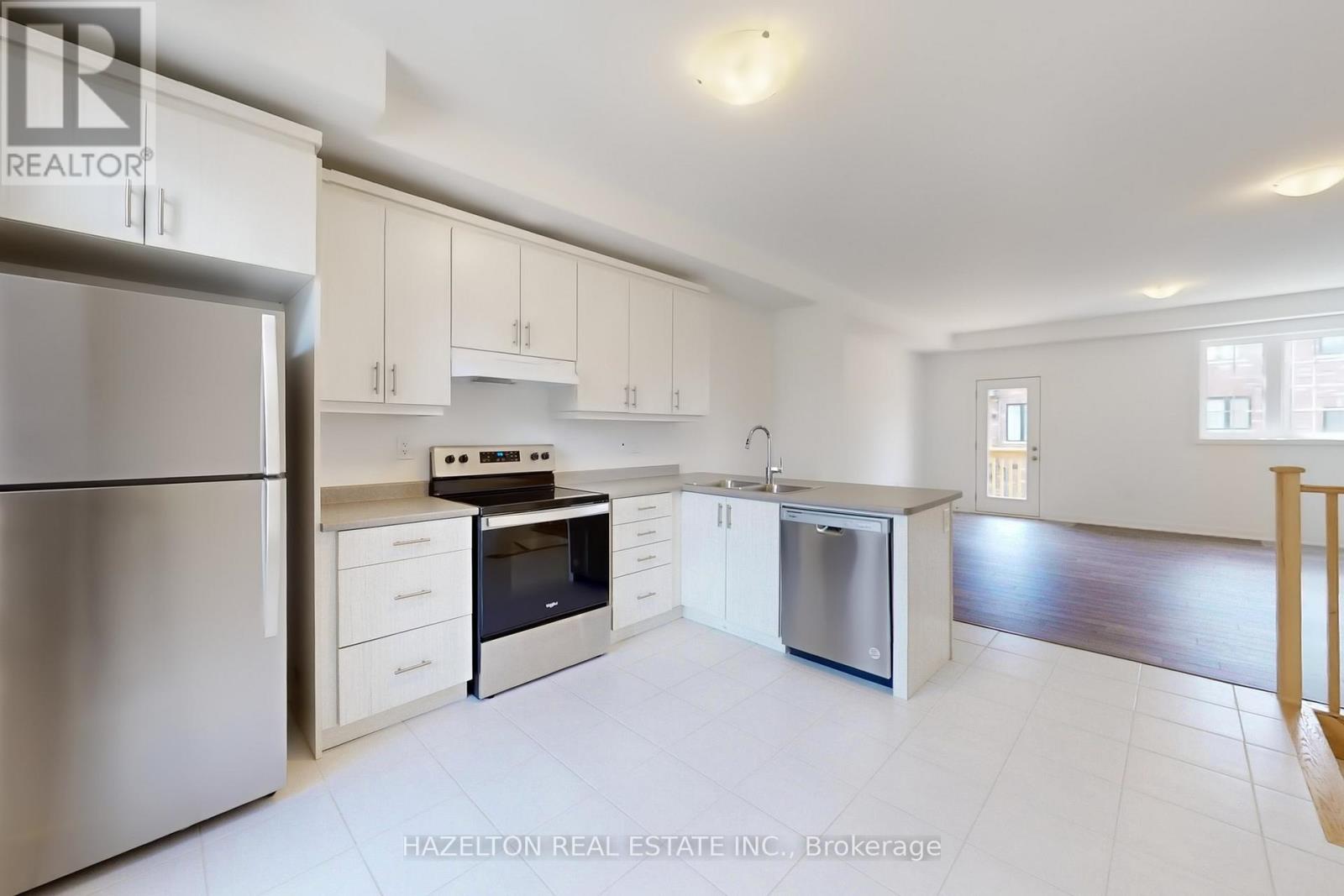 26 Calloway Way, Whitby, Ontario  L2N 0N9 - Photo 15 - E12557638