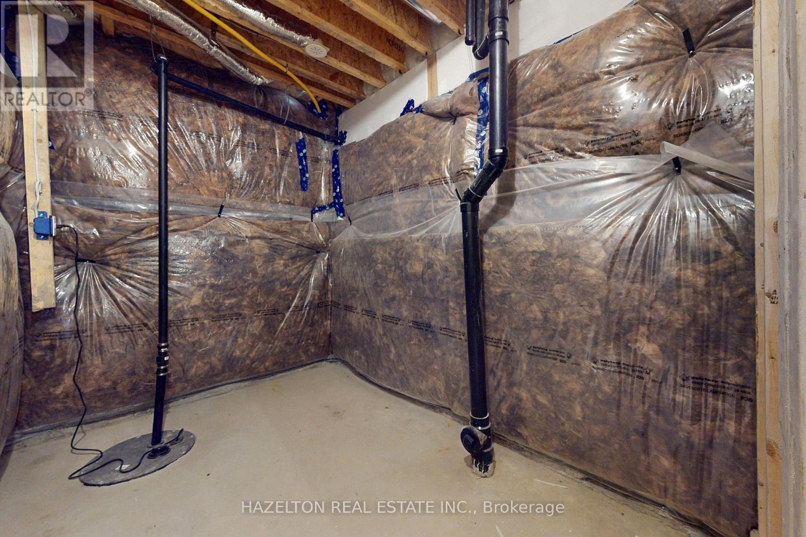 26 Calloway Way, Whitby, Ontario  L2N 0N9 - Photo 47 - E12557638