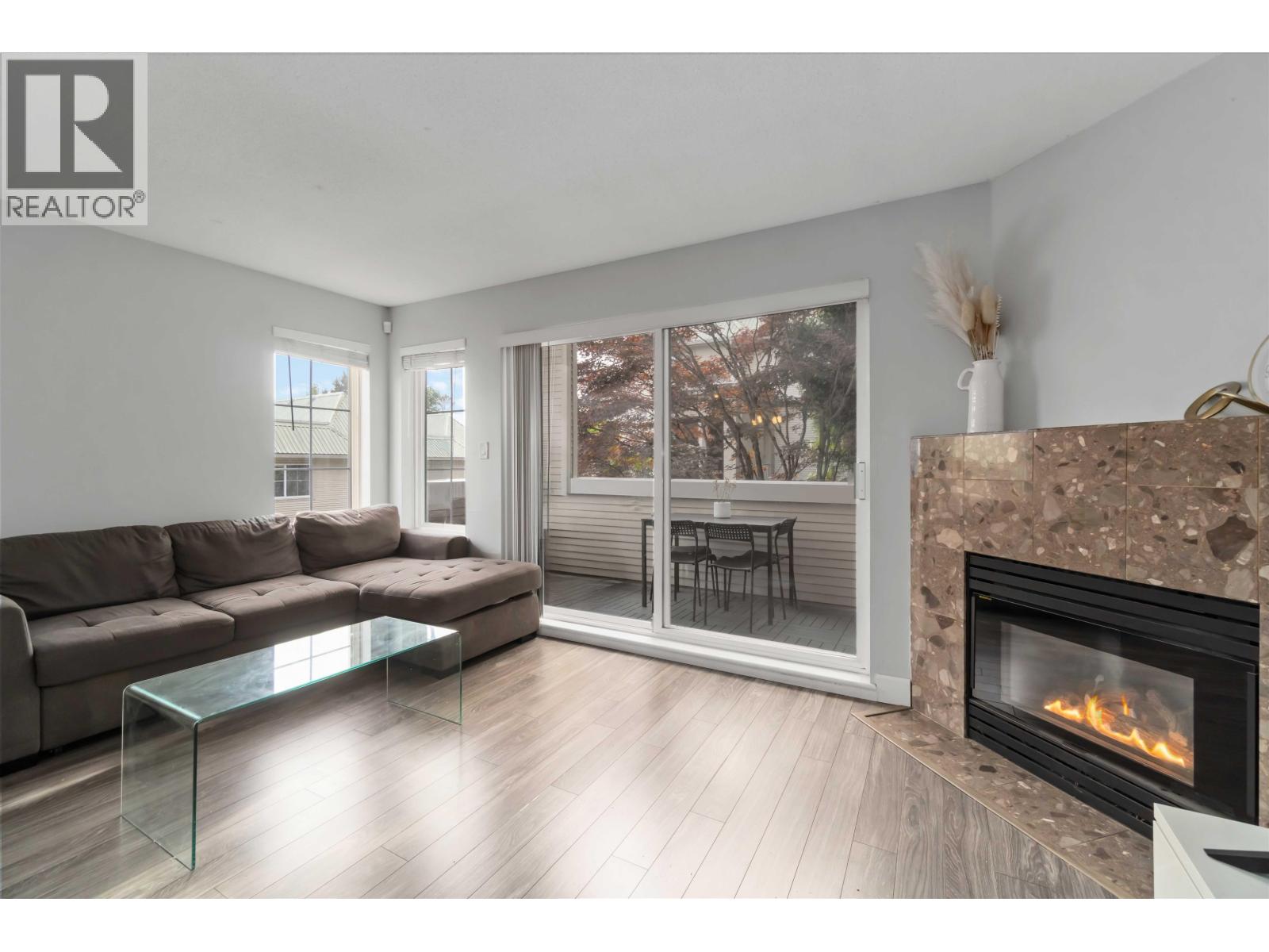 24 270 Casey Street, Coquitlam, British Columbia  V3K 6Y4 - Photo 4 - R3081632