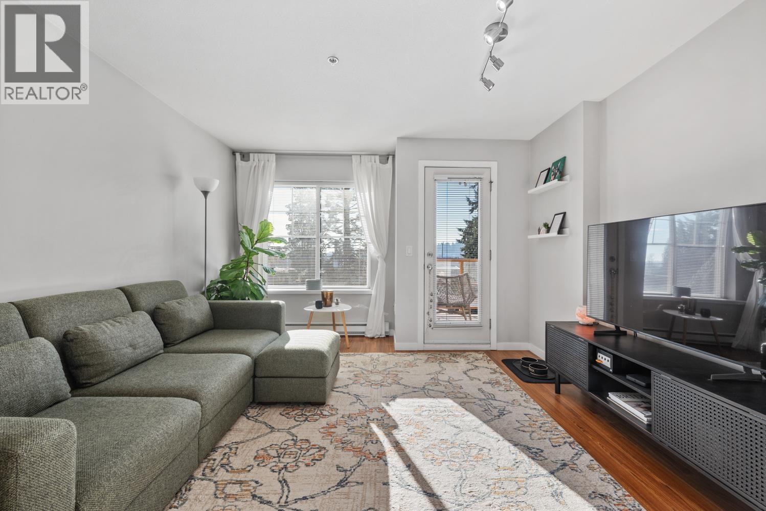 412 1969 WESTMINSTER AVENUE, Port Coquitlam, British Columbia