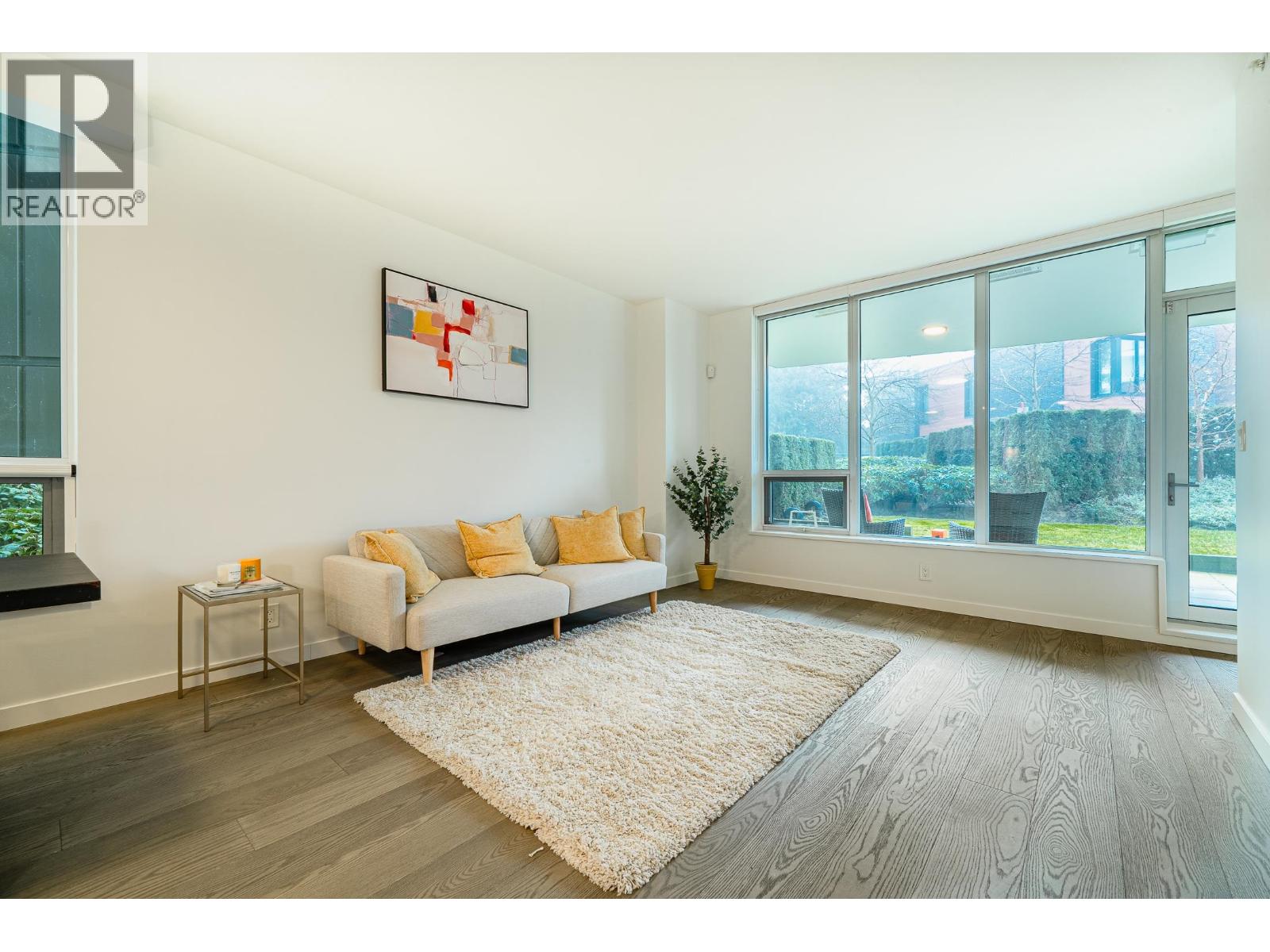 201 3533 Ross Drive, Vancouver, British Columbia  V6S 0L3 - Photo 2 - R3081656