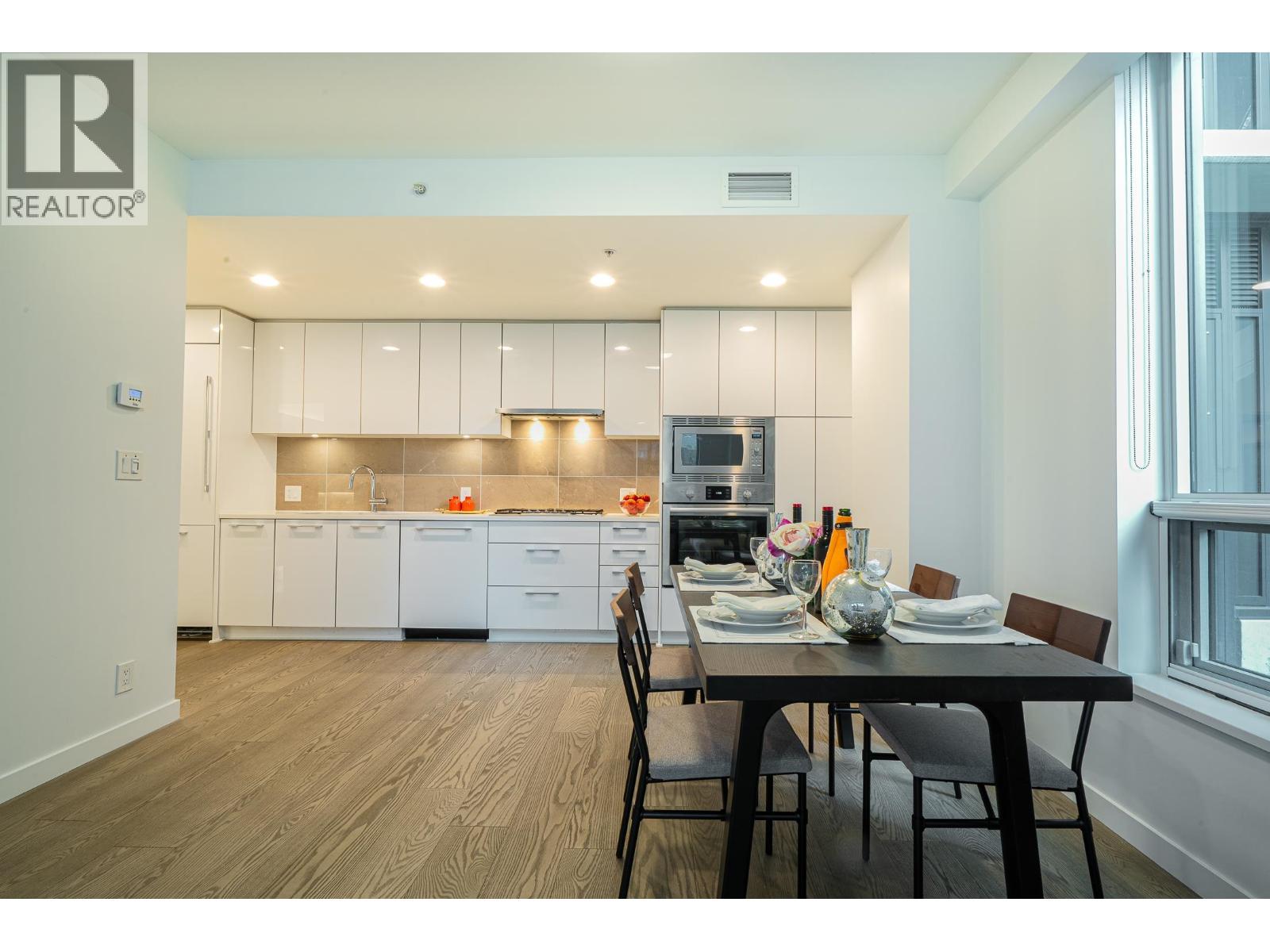 201 3533 Ross Drive, Vancouver, British Columbia  V6S 0L3 - Photo 6 - R3081656