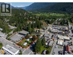 7421 PROSPECT STREET, Pemberton, British Columbia