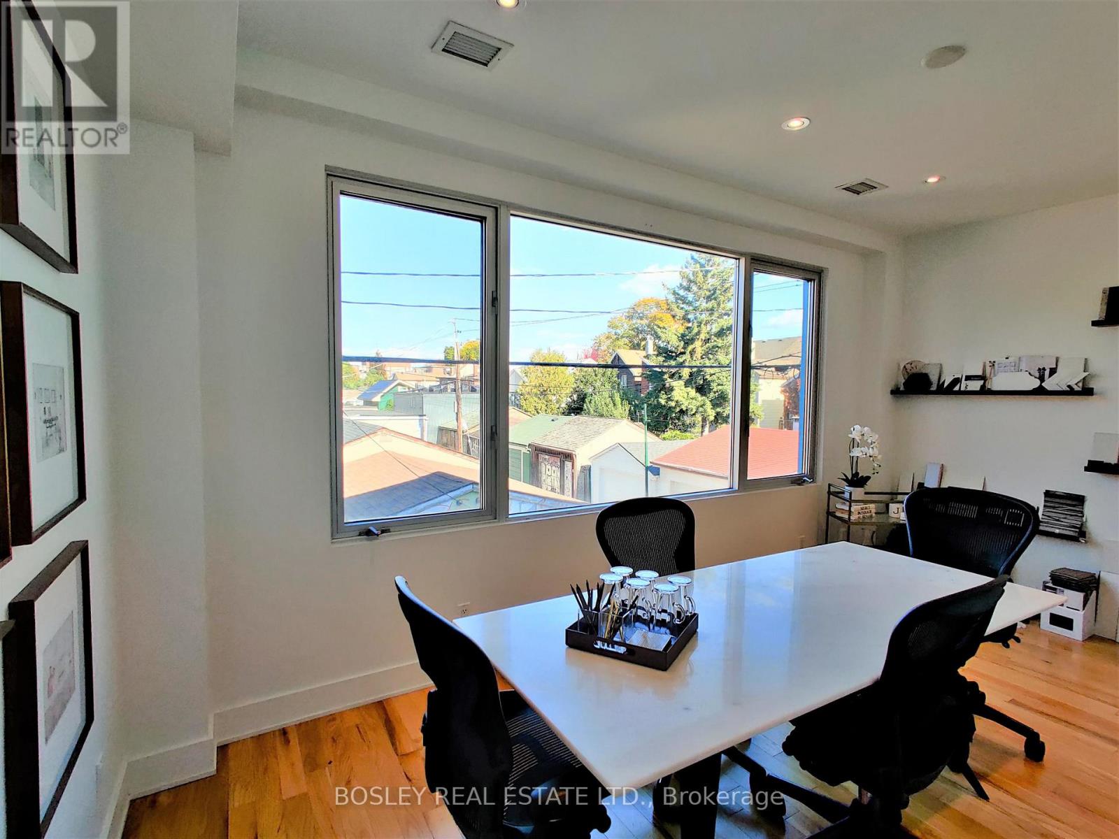 2nd Flr - 1052 Queen Street W, Toronto, Ontario  M6J 1H7 - Photo 6 - C12715536