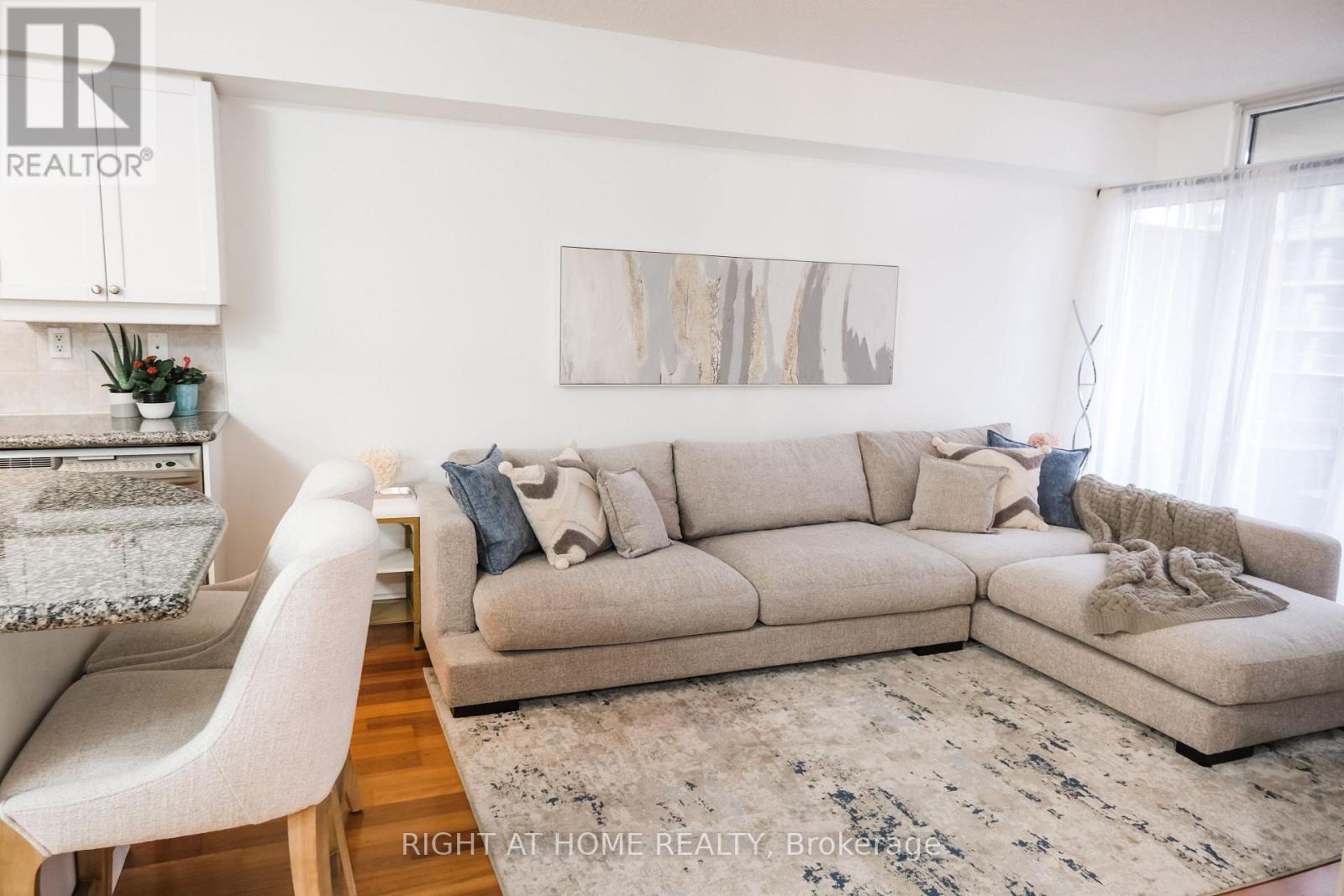 701 - 78 Harrison Garden Boulevard, Toronto, Ontario  M2N 7E2 - Photo 7 - C12715004