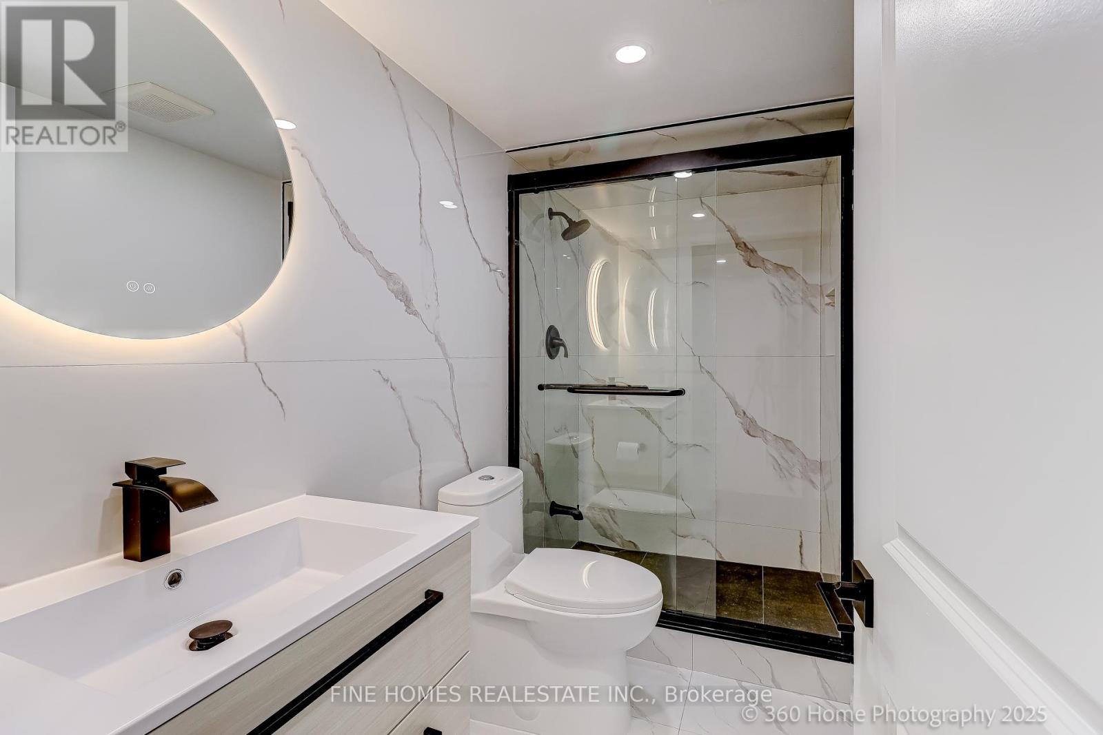 Lower - 304 Drummond Drive, Vaughan, Ontario  L6A 3C2 - Photo 3 - N12715516