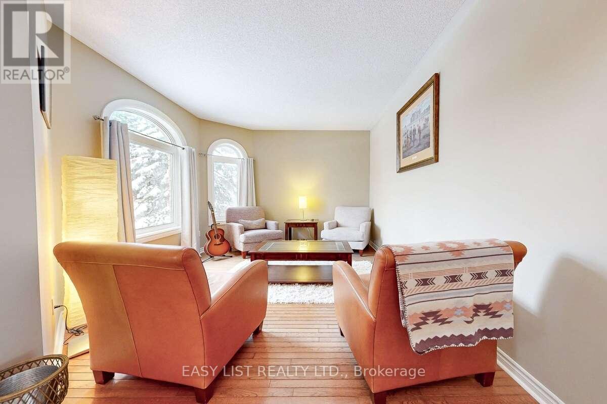 37 Nevada Crescent, Vaughan, Ontario  L6A 2V5 - Photo 6 - N12715522