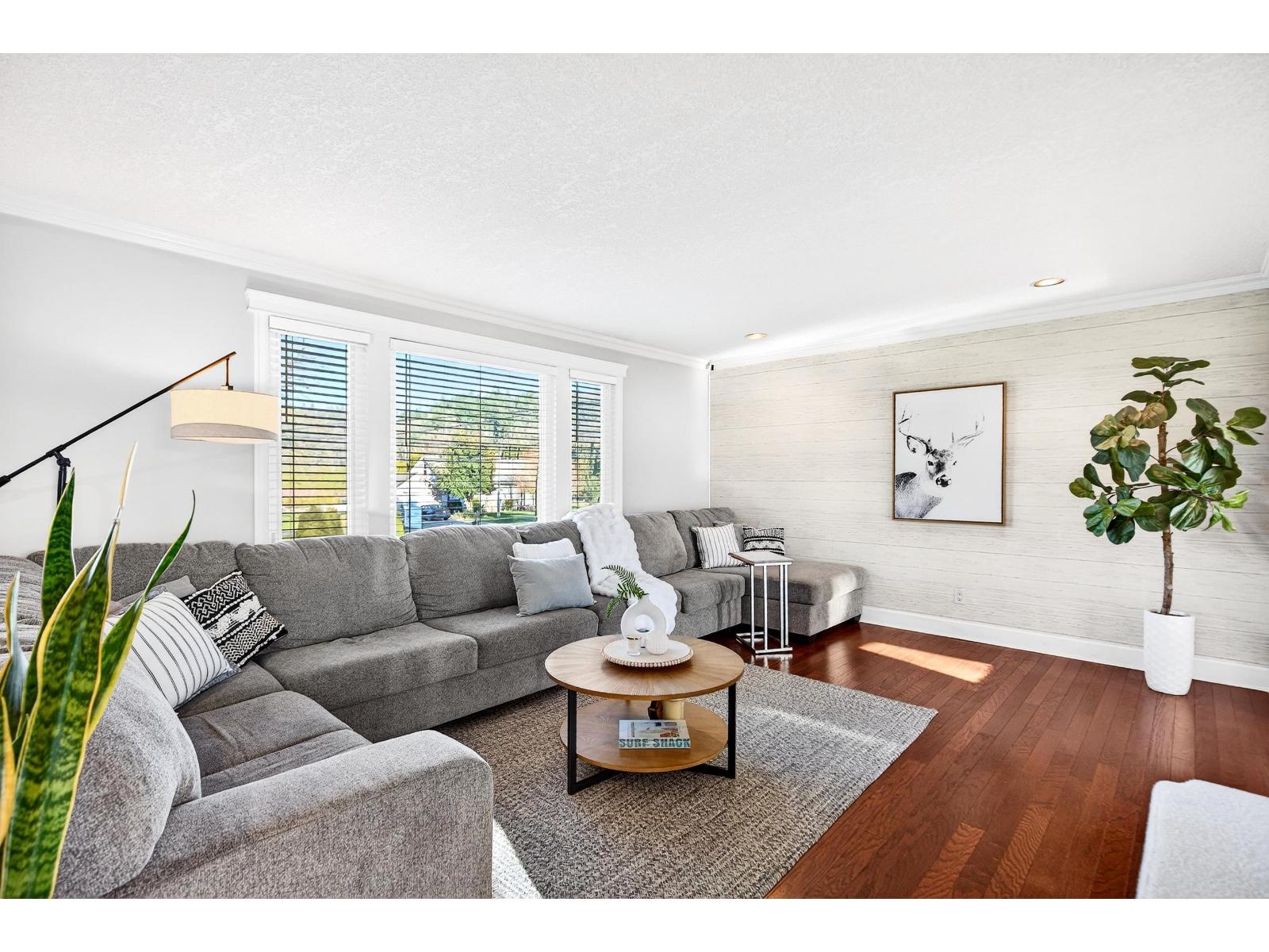 34974 Clayburn Road, Abbotsford, British Columbia  V2S 7Y9 - Photo 4 - R3081660