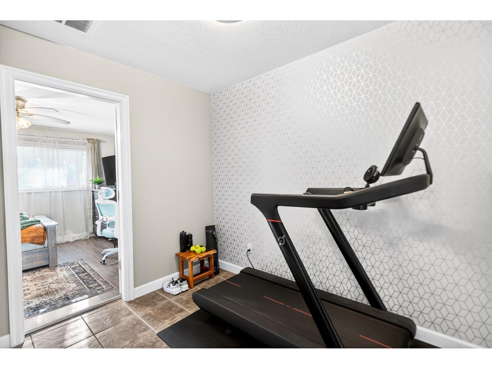 34974 Clayburn Road, Abbotsford, British Columbia  V2S 7Y9 - Photo 22 - R3081660