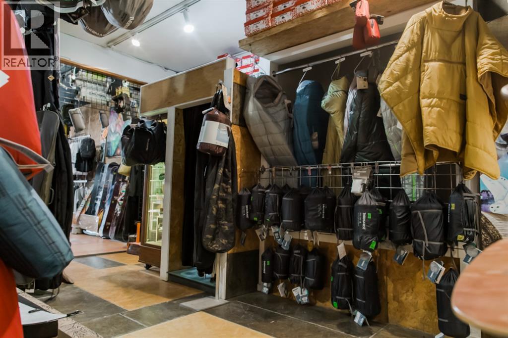 10027a 100 Avenue, Grande Prairie, Alberta  T8V 0V2 - Photo 4 - A2280671