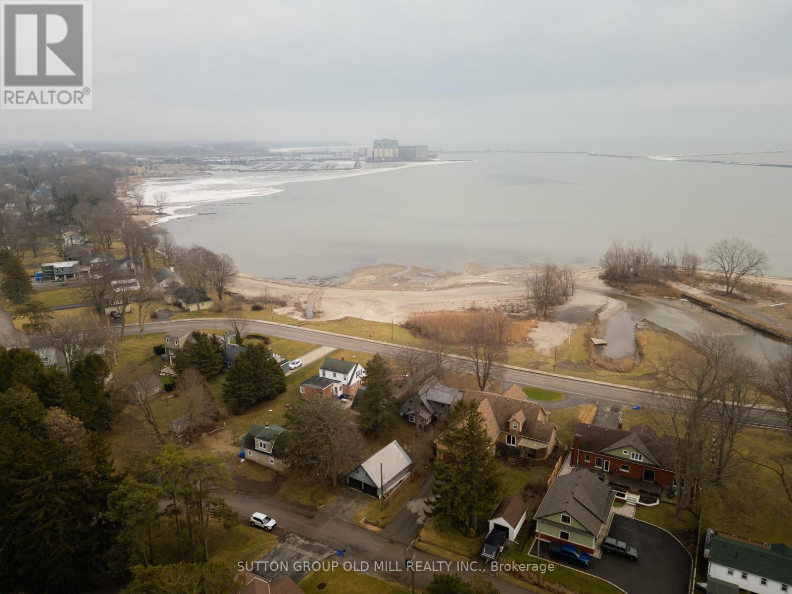 25 Lakeshore Road W, Port Colborne, Ontario  L3K 2S2 - Photo 46 - X12715514