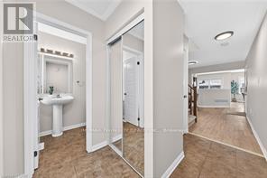 19 Blackbird Circle, Cambridge, Ontario  N3C 0A9 - Photo 4 - X12715528