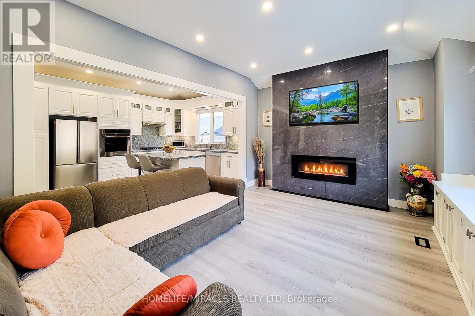 355 Ridge Road W, Grimsby, Ontario  L3M 4E7 - Photo 13 - X12715530