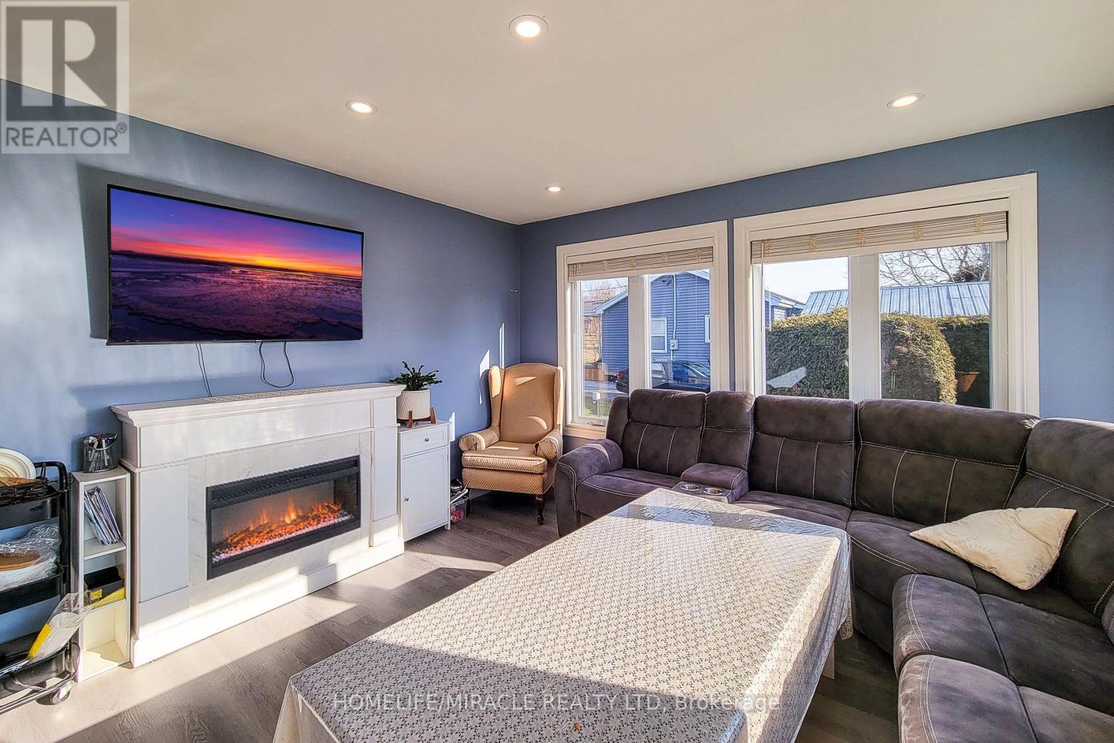 355 Ridge Road W, Grimsby, Ontario  L3M 4E7 - Photo 26 - X12715530