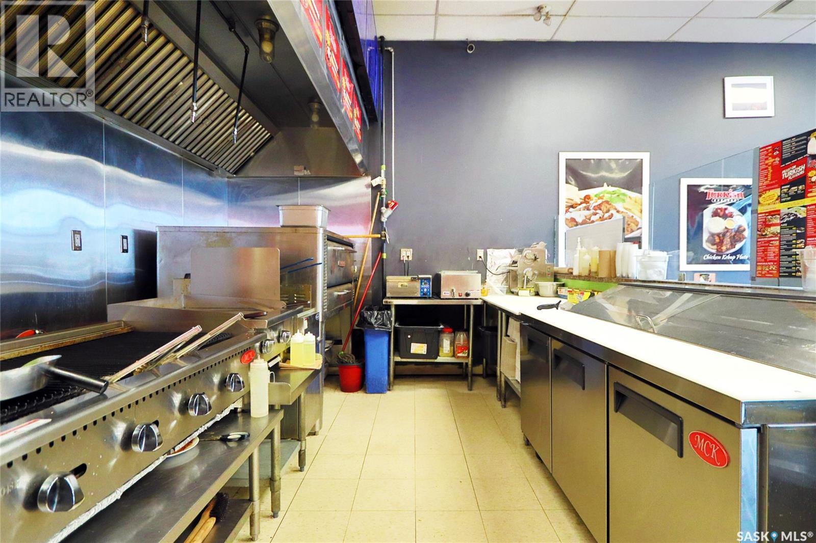 1629 Park Street, Regina, Saskatchewan  S4N 5A2 - Photo 10 - SK027158