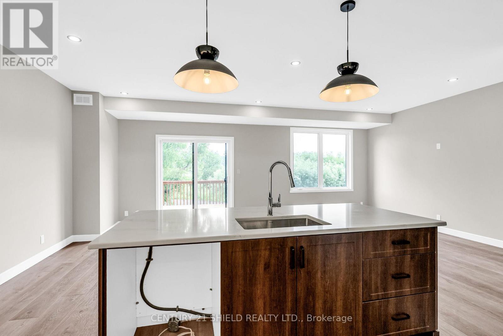 6831 Monument Way, South Glengarry, Ontario  K0C 2C0 - Photo 12 - X12715564