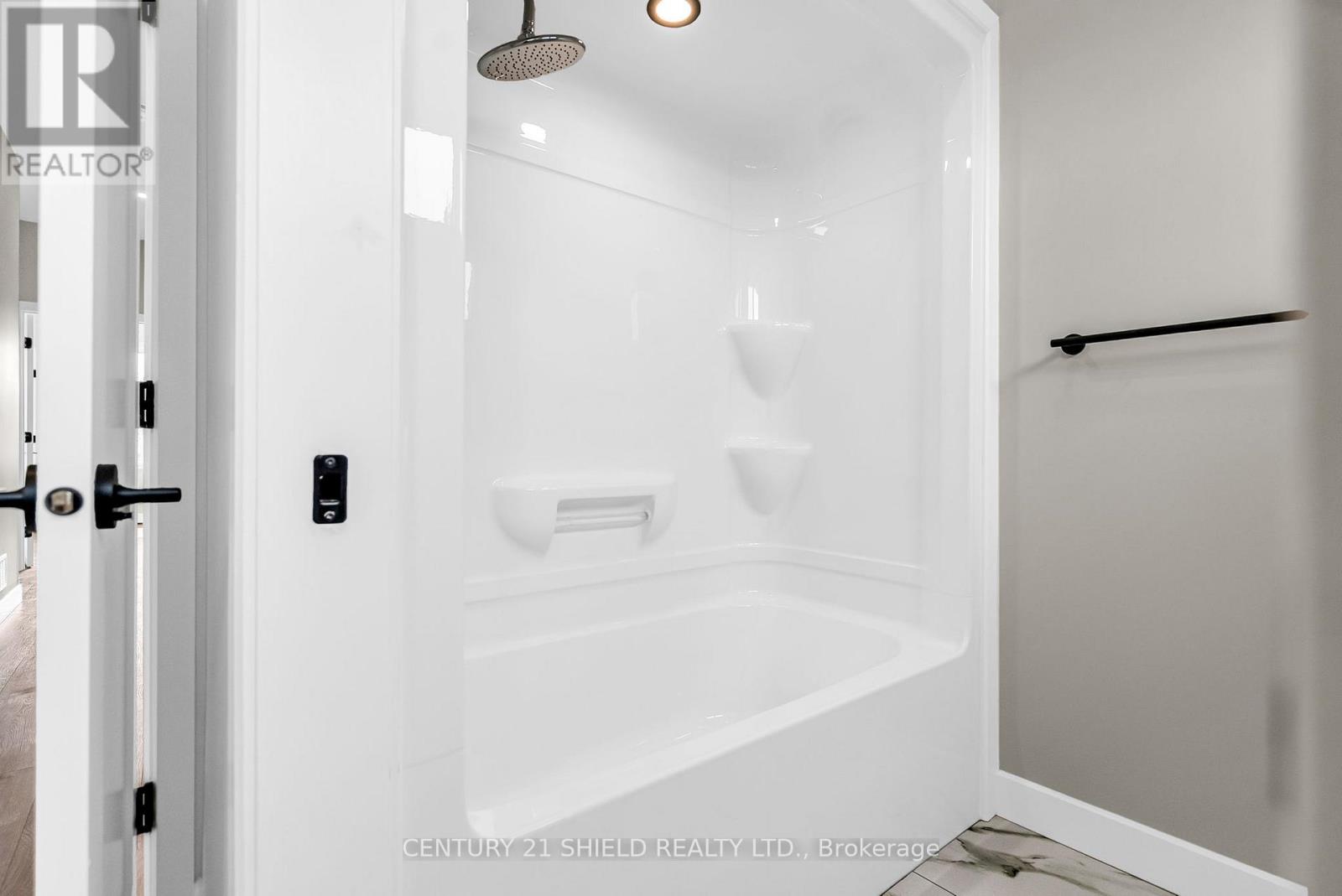 6831 Monument Way, South Glengarry, Ontario  K0C 2C0 - Photo 23 - X12715564