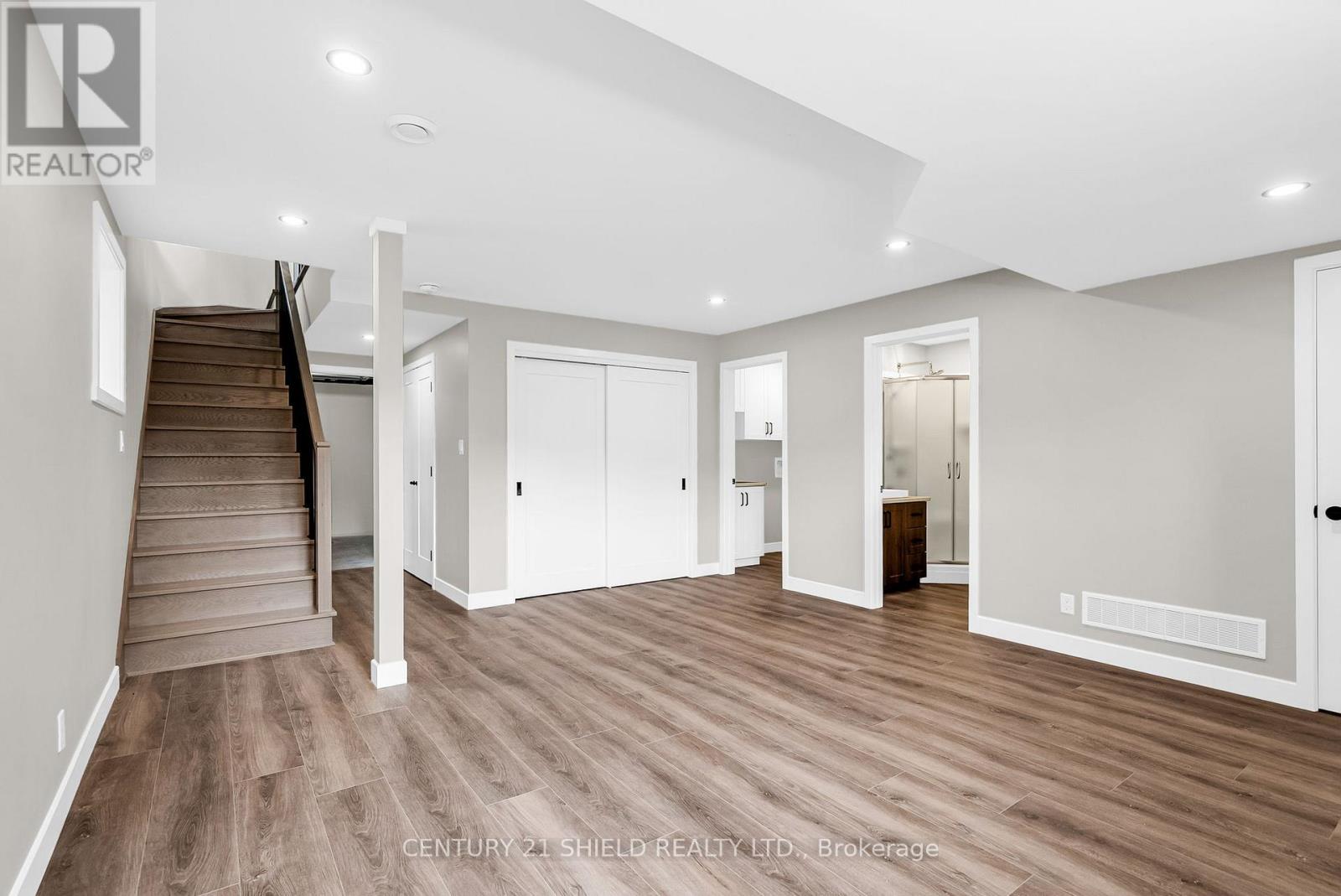 6831 Monument Way, South Glengarry, Ontario  K0C 2C0 - Photo 35 - X12715564