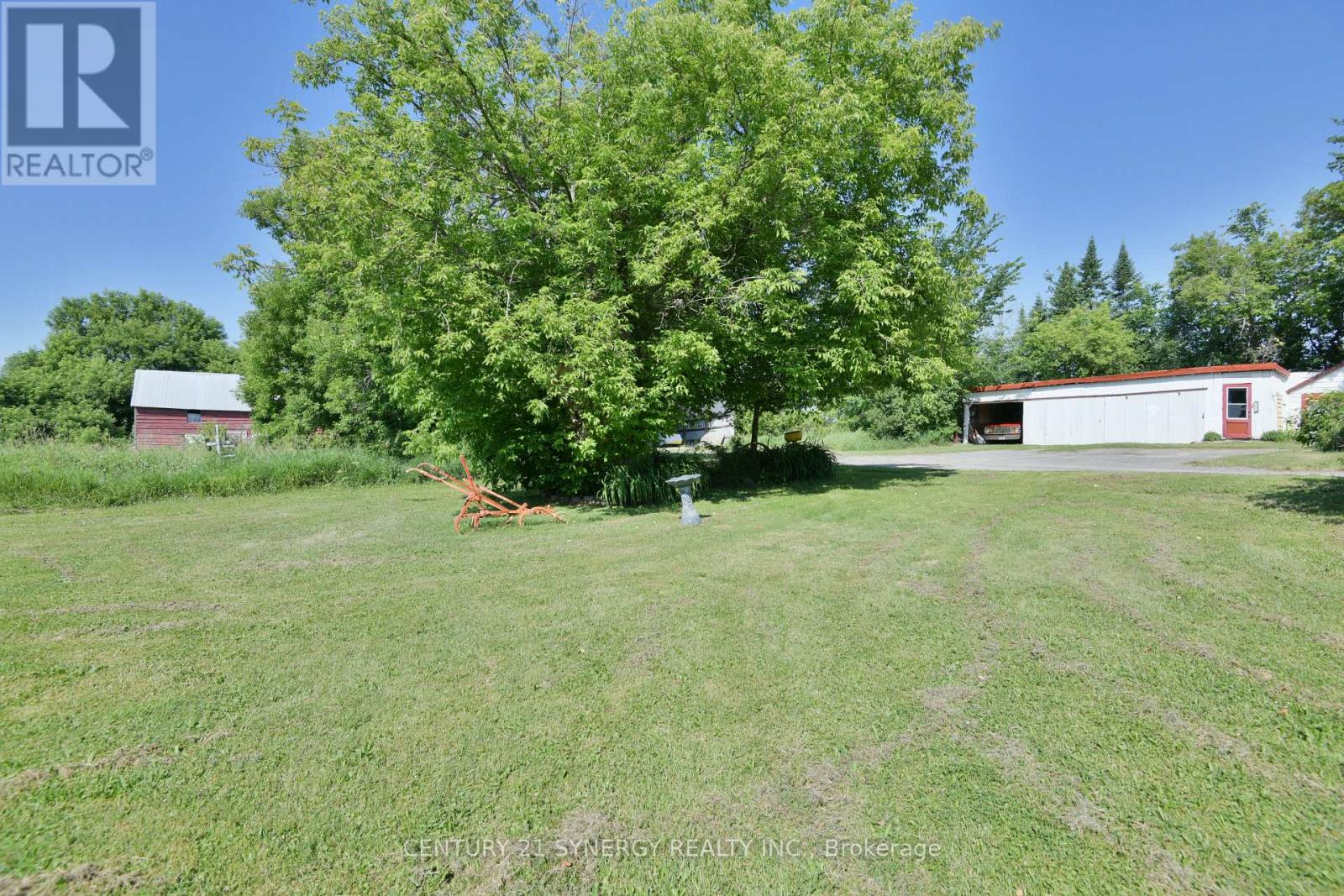 1519 Russett Drive, Mcnab/braeside, Ontario  K7S 3G8 - Photo 35 - X12255555