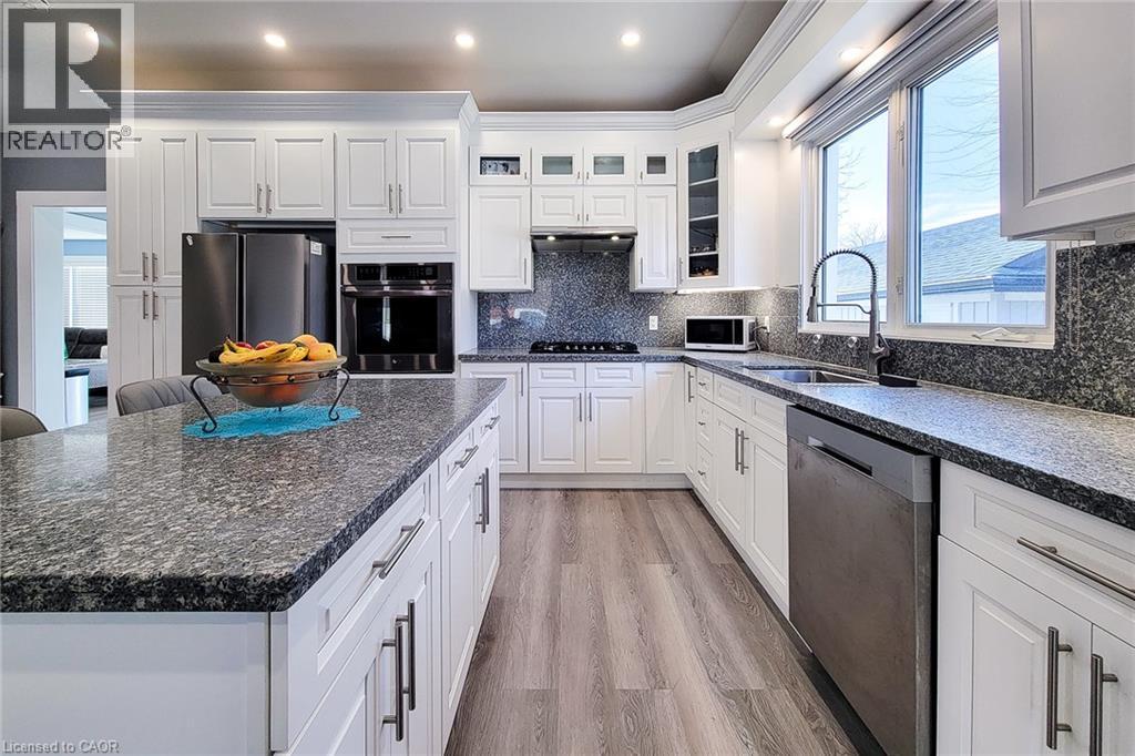 355 Ridge Road W, Grimsby, Ontario  L3M 4E7 - Photo 19 - 40799966