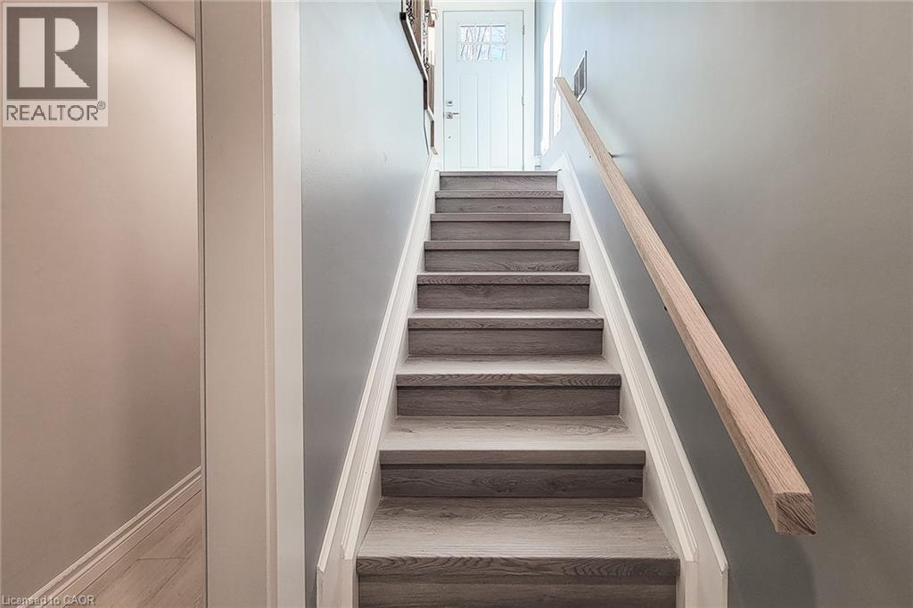 355 Ridge Road W, Grimsby, Ontario  L3M 4E7 - Photo 37 - 40799966