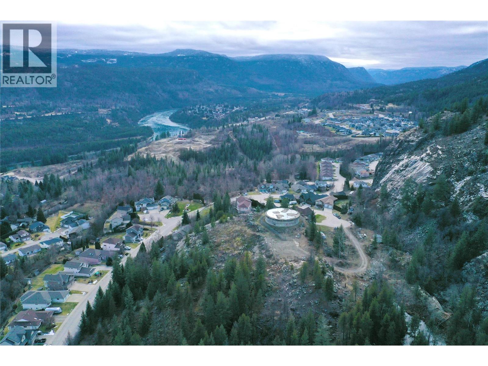 3500 14th Avenue, Castlegar, British Columbia V1N 3X7 - Photo 10 - 10373331