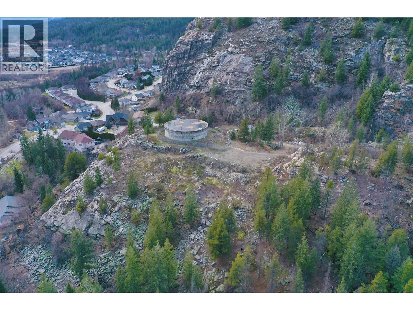 3500 14th Avenue, Castlegar, British Columbia V1N 3X7 - Photo 20 - 10373331