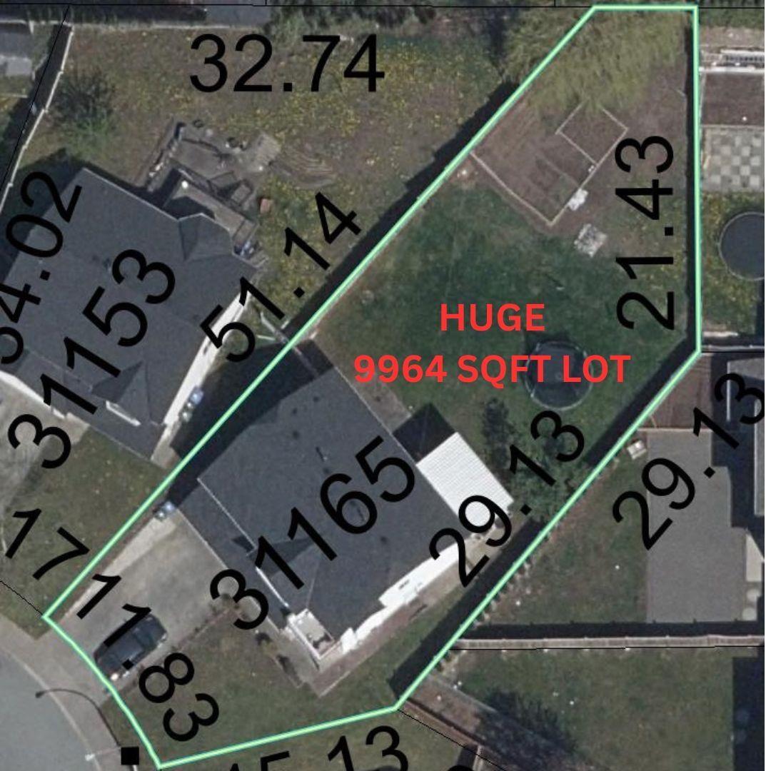 31165 Sidoni Avenue, Abbotsford, British Columbia  V2T 5J8 - Photo 1 - R3069906