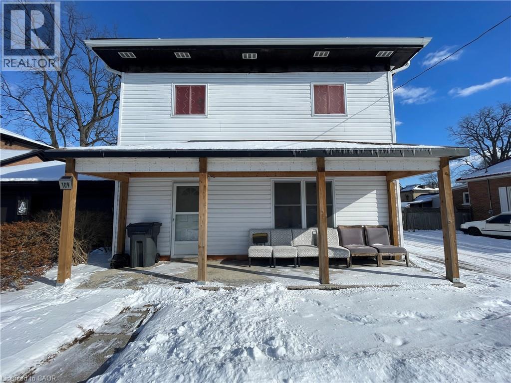 109 N Head Street N, Simcoe, Ontario  N3Y 3X3 - Photo 2 - 40799861