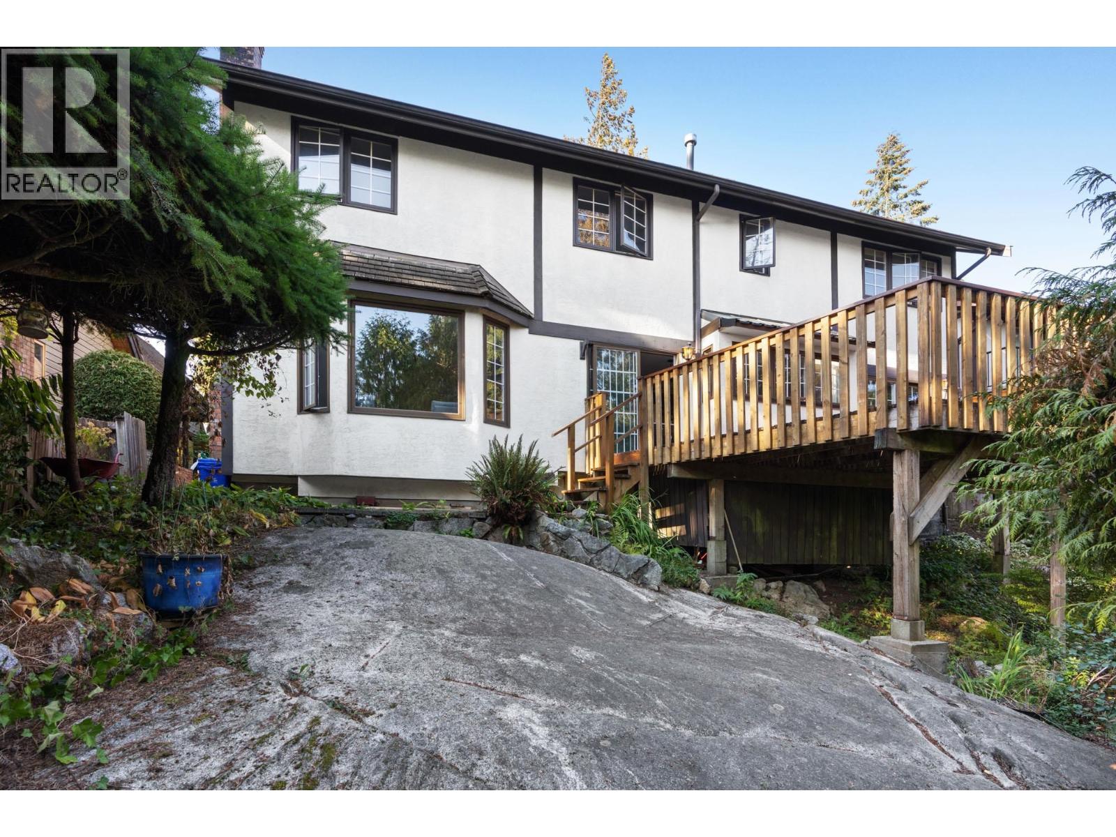 5162 Alderfeild Place, West Vancouver, British Columbia  V7W 2W7 - Photo 33 - R3080671