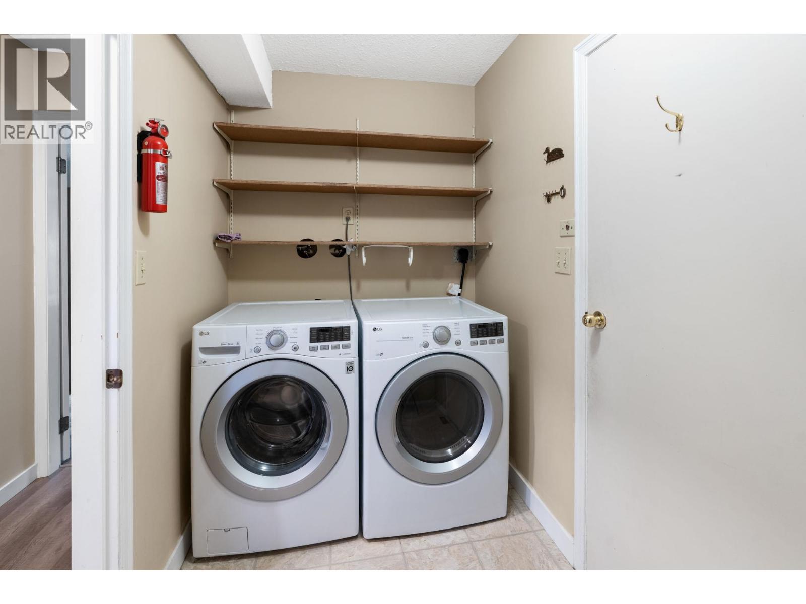 5162 Alderfeild Place, West Vancouver, British Columbia  V7W 2W7 - Photo 32 - R3080671