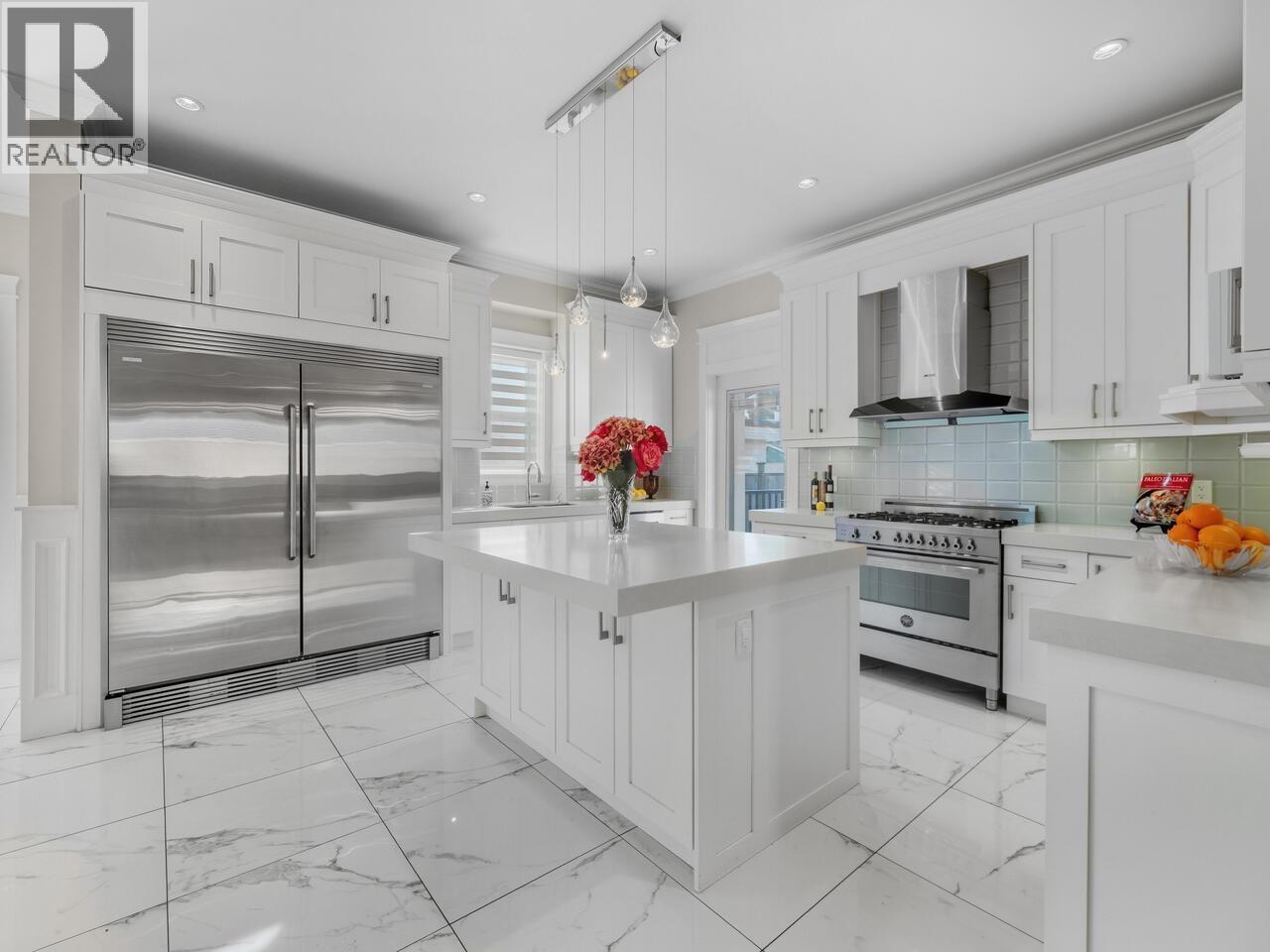 6739 Humphries Avenue, Burnaby, British Columbia  V5E 3J2 - Photo 4 - R3081546