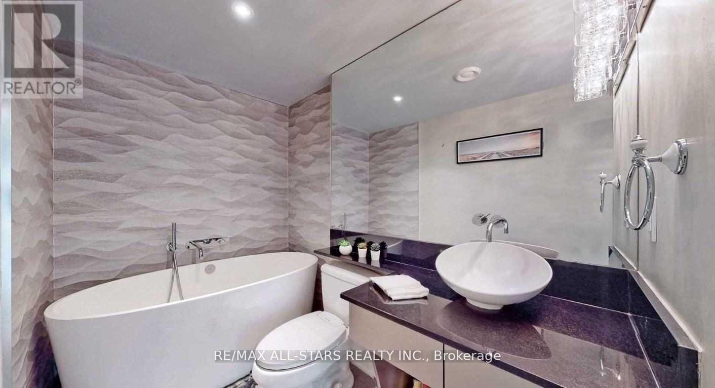 711/712 - 36 Blue Jays Way, Toronto, Ontario  M5V 3T3 - Photo 17 - C12715588