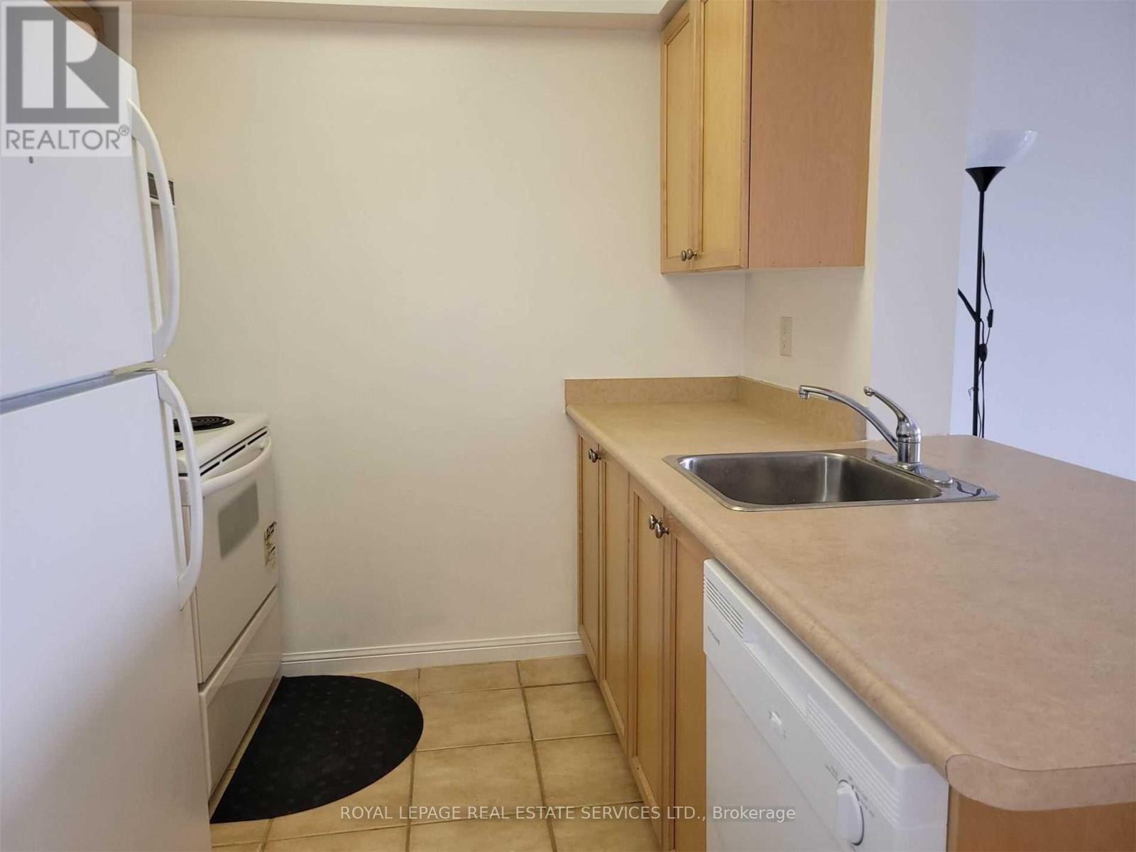 1807 - 153 Beecroft Road, Toronto, Ontario  M2N 7C5 - Photo 6 - C12715596