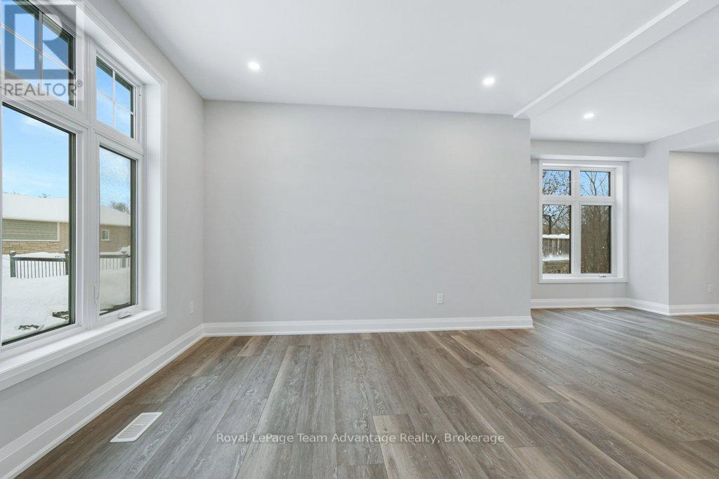 18 Avery Court, Parry Sound, Ontario  P2A 3C4 - Photo 8 - X12639540