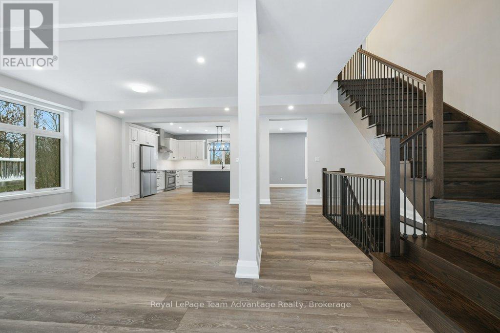 18 Avery Court, Parry Sound, Ontario  P2A 3C4 - Photo 6 - X12639540