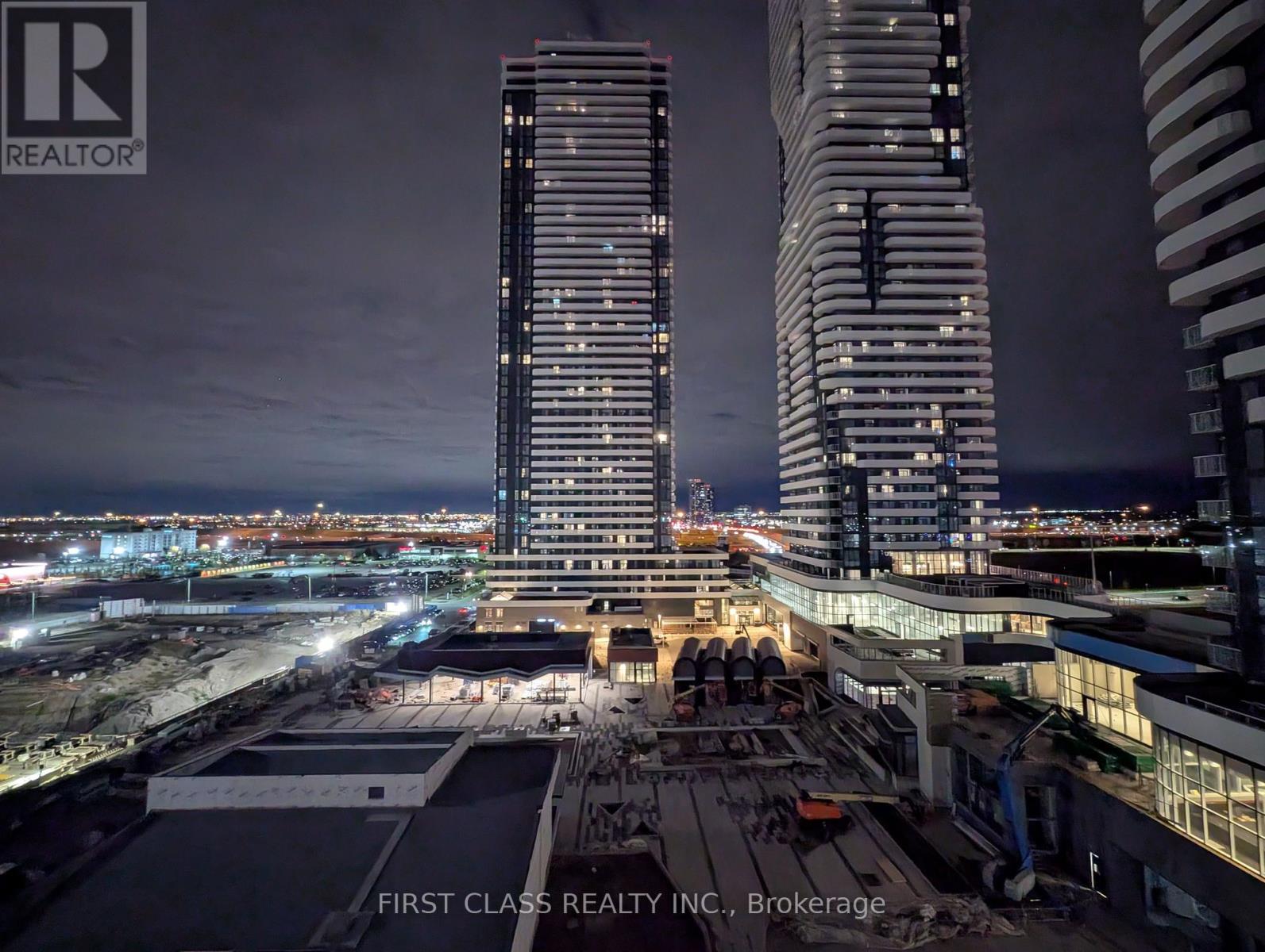 1002 - 28 INTERCHANGE WAY, Vaughan, Ontario